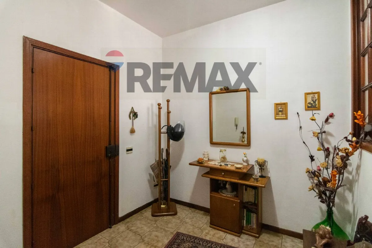Appartamento in vendita ad Aci Sant'Antonio - foto 4
