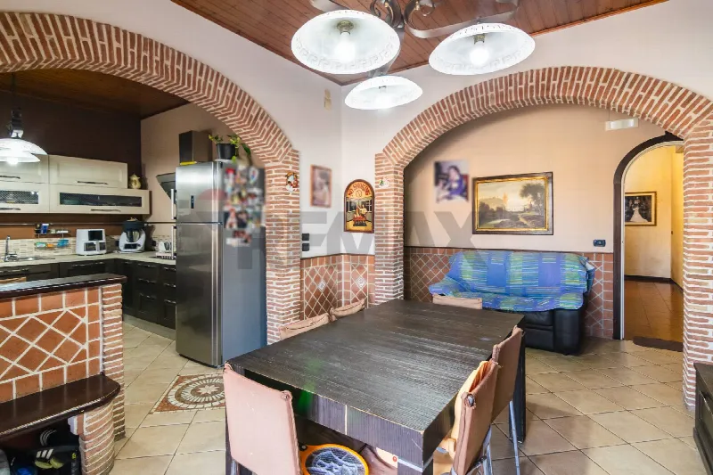 Appartamento in vendita a Catania, Rapisardi, Ballo, Cibele - foto 1