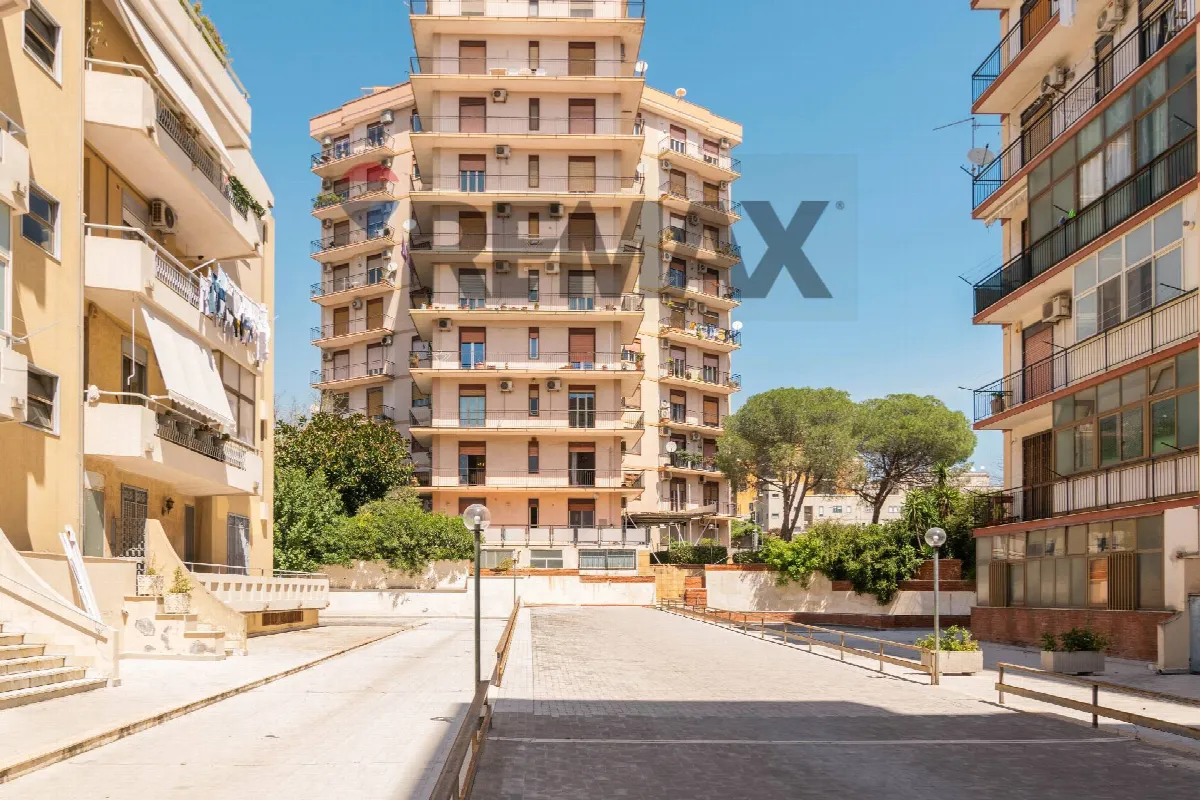 Appartamento in vendita a Catania, Vulcania, Borgo - foto 2