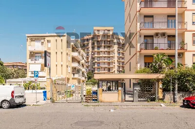 Appartamento in vendita a Catania, Vulcani... - foto 2