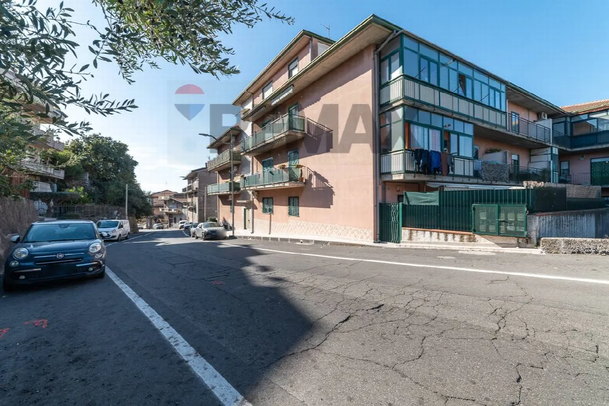 Appartamento in vendita a Camporotondo Etneo - foto 2