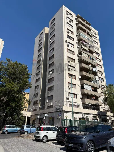 Appartamento in vendita a Catania, Librino... - foto 1