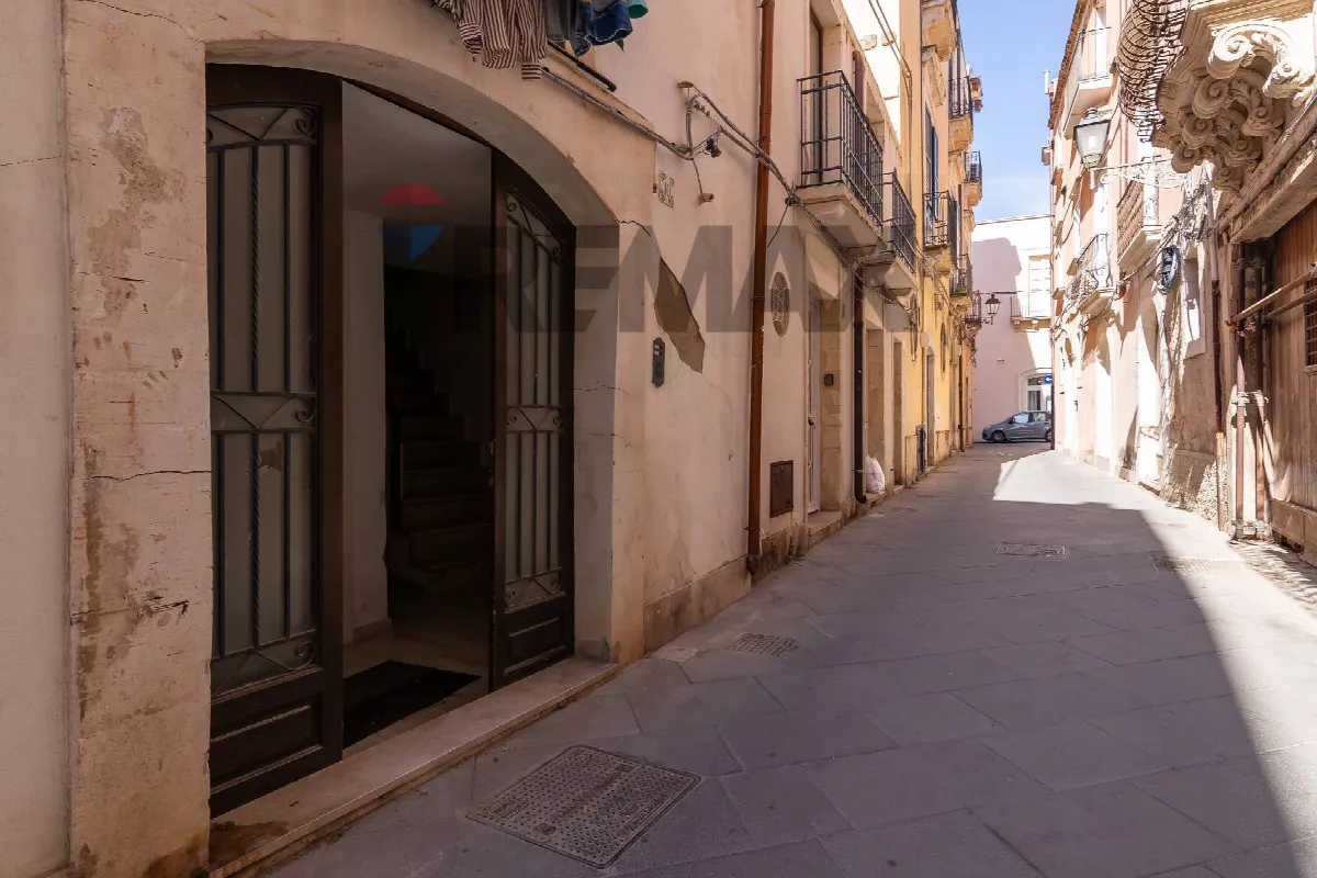 Appartamento in vendita a Siracusa, Umberto, Ermocrate, Ortigia - foto 2
