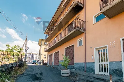 Appartamento in vendita a Camporotondo Etn... - foto 1