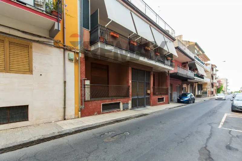Appartamento in vendita ad Aci Castello - foto 1