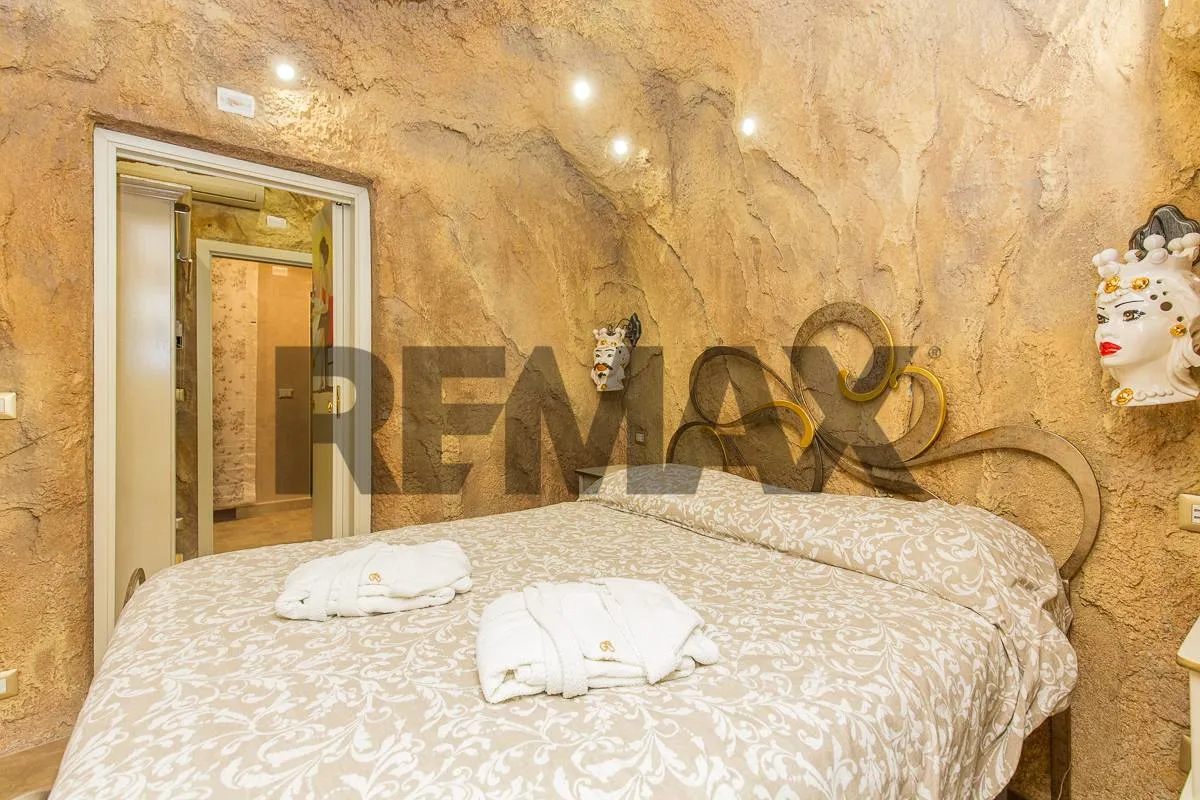 Appartamento in vendita a Catania, Centro Storico, Porto - foto 4