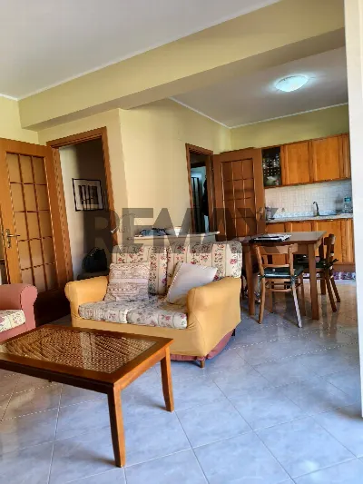 Appartamento in vendita a Fiumefreddo di S... - foto 2
