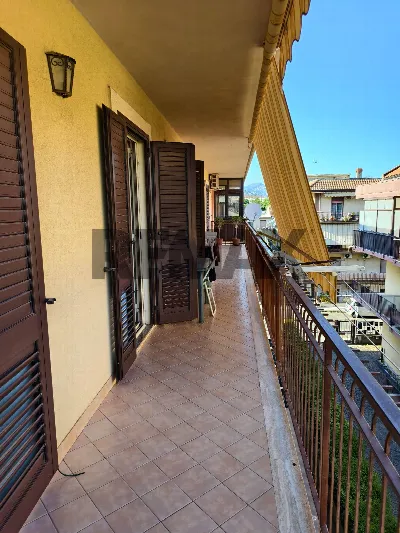 Appartamento in vendita a Fiumefreddo di S... - foto 4