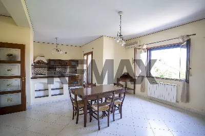 Appartamento in vendita a Gravina di Catan... - foto 1