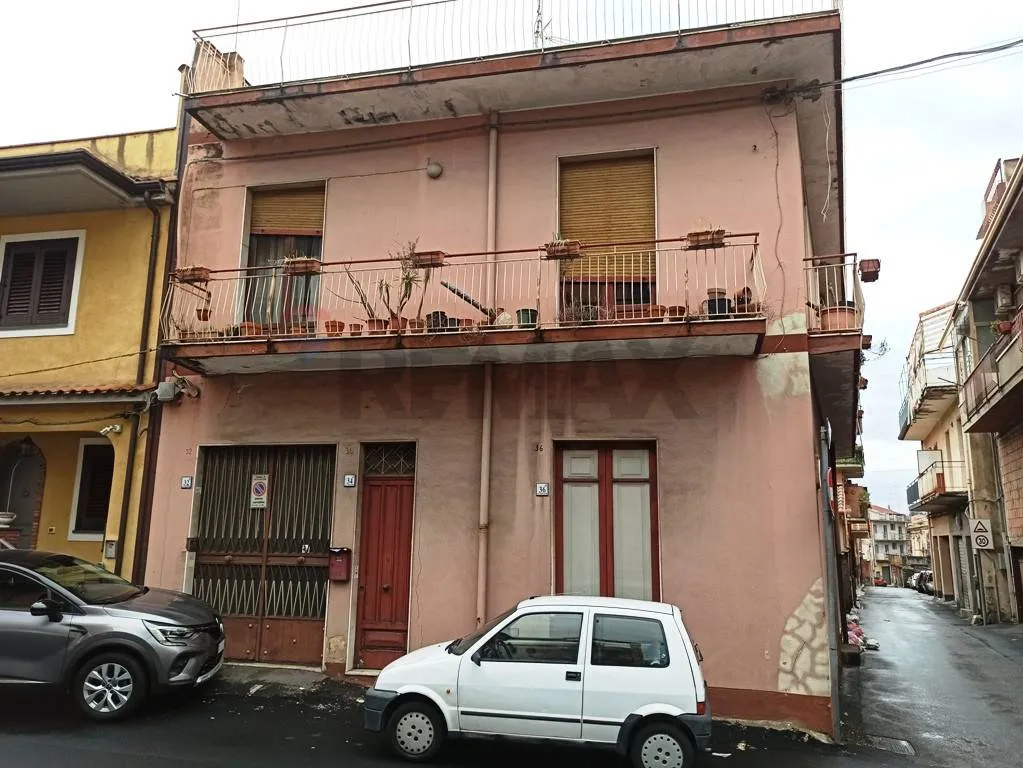 Appartamento in vendita ad Aci Catena - foto 3