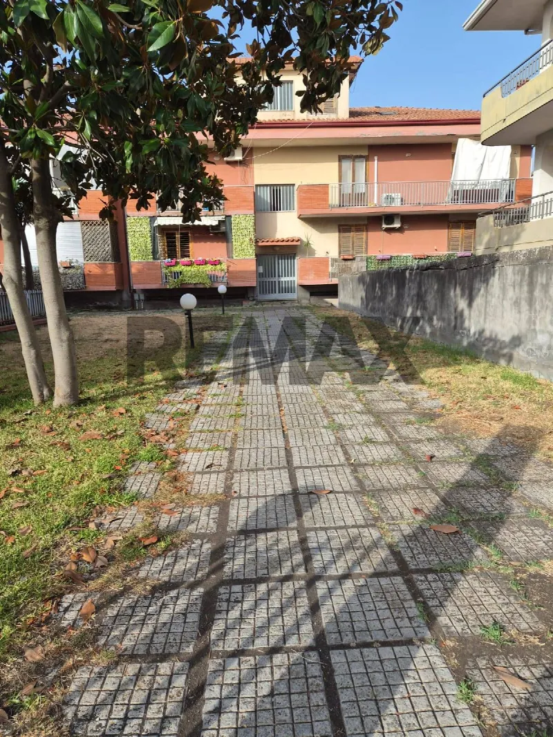 Attico in vendita ad Aci Sant'Antonio - foto 1