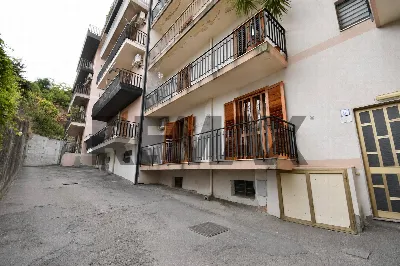 Appartamento in vendita a Aci Catena - foto 1