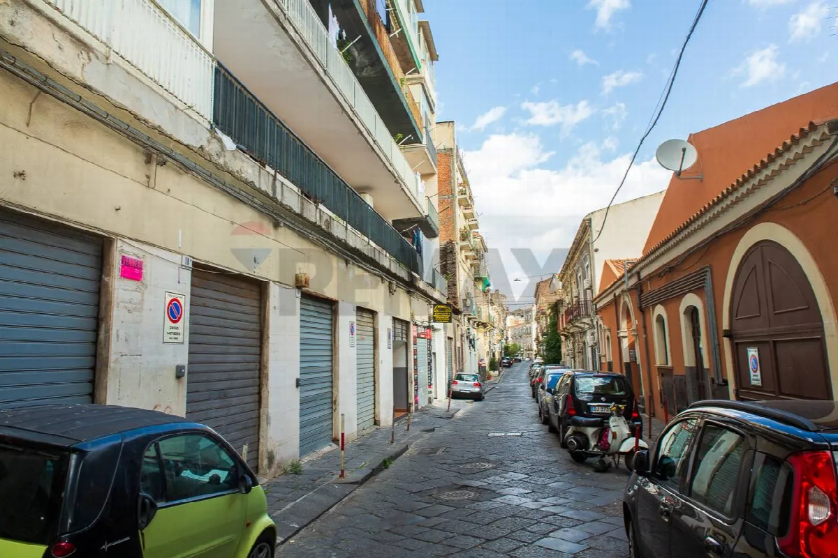 Appartamento in vendita a Catania, Centro Storico, Porto - foto 3