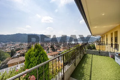 Appartamento in vendita a Como, Prudenzian... - foto 1