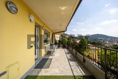 Appartamento in vendita a Como, Prudenzian... - foto 2