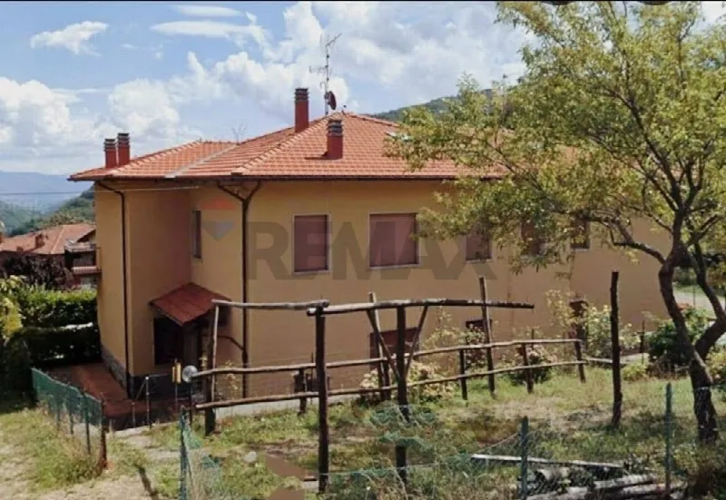 Appartamento in vendita a Montemignaio - foto 1