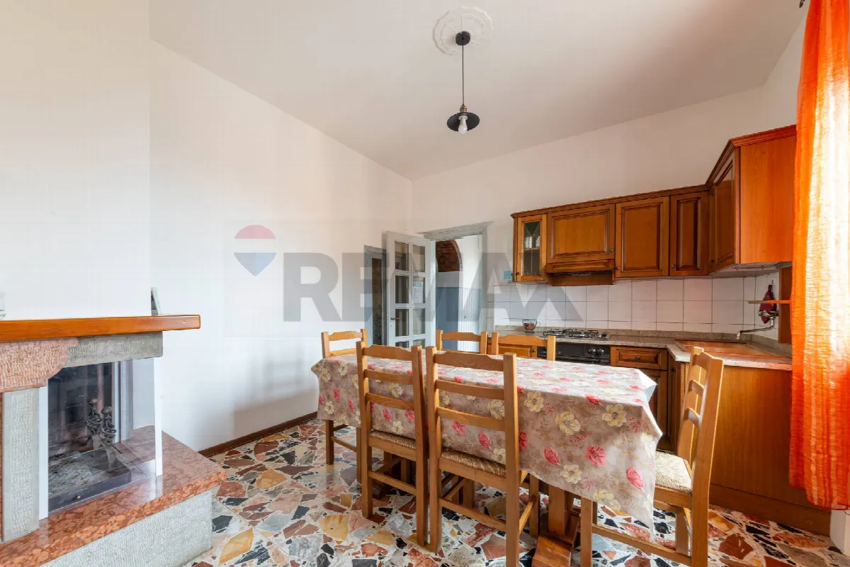 Appartamento in vendita a Castiglion Fiorentino - foto 2