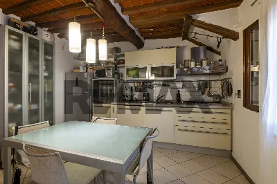 Appartamento in vendita a Bucine - foto 1