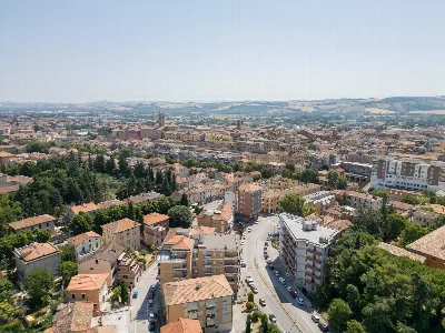Appartamento in vendita a Jesi - foto 1