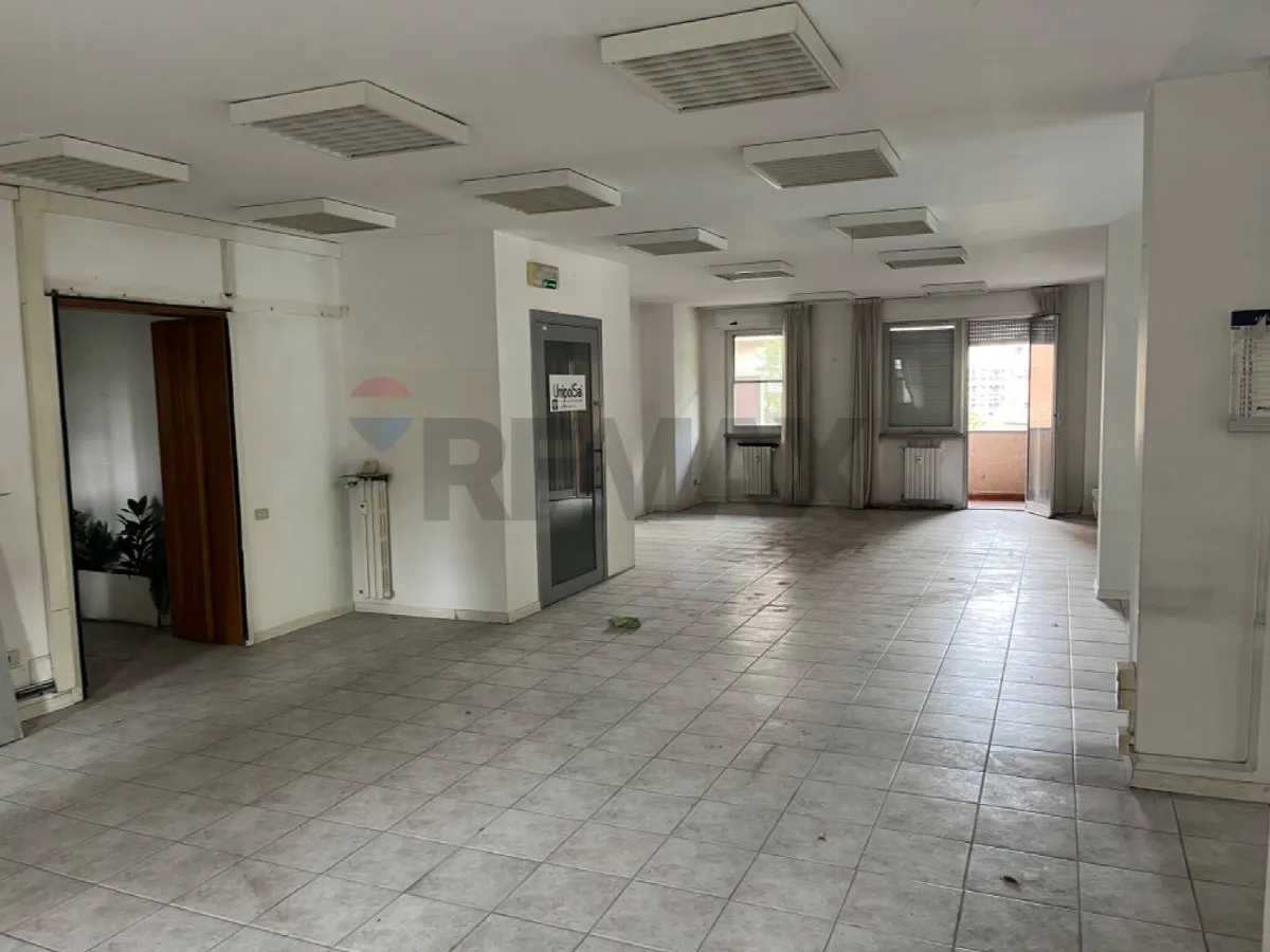 Appartamento in vendita a Perugia, Semicentro, Stazione, Madonna Alta, Prepo - foto 4