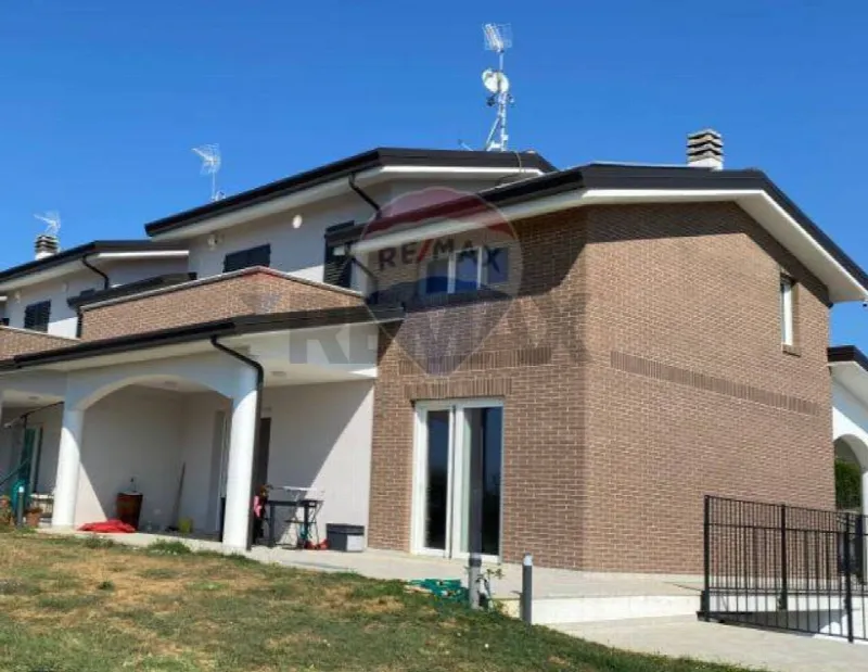 Appartamento in vendita a Perugia, Ponte Valleceppi, Ponte Felcino, Villa Pitignano - foto 1