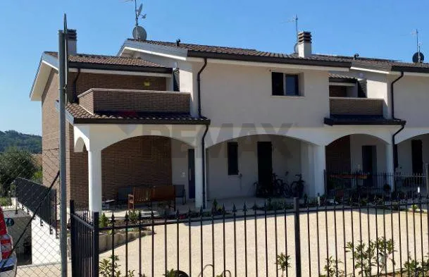 Appartamento in vendita a Perugia, Ponte Valleceppi, Ponte Felcino, Villa Pitignano - foto 4