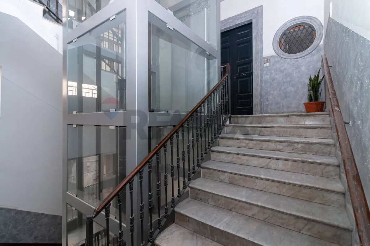 Appartamento in vendita a Catania, Centro Storico, Porto - foto 3