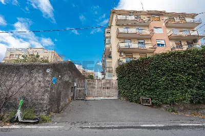 Appartamento in vendita a Catania, Barrier... - foto 3