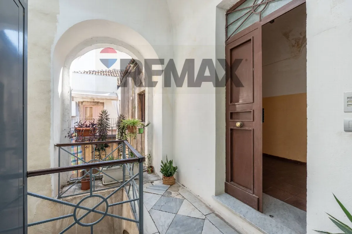 Appartamento in vendita a Catania, Centro Storico, Porto - foto 4