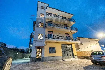 Appartamento in vendita a Motta Sant'Anast... - foto 2