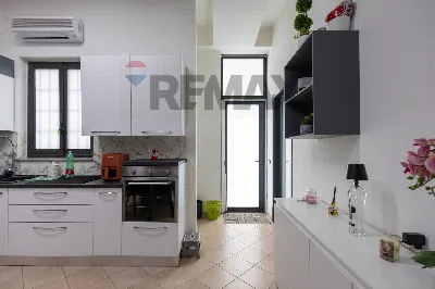 Appartamento in vendita a Tremestieri Etne... - foto 2
