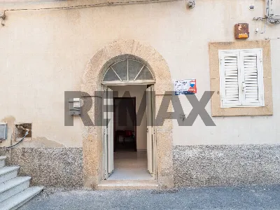 Appartamento a Mirabella Imbaccari