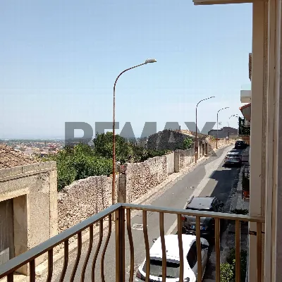 Appartamento in vendita a Canicattini Bagn... - foto 1