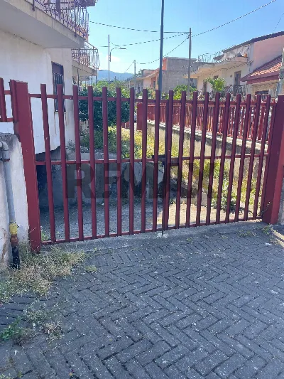 Appartamento in vendita a Fiumefreddo di S... - foto 4