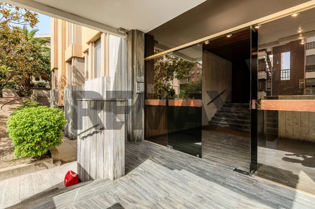 Appartamento in vendita a Cagliari, Piazza Giovanni, Genneruxi - foto 3