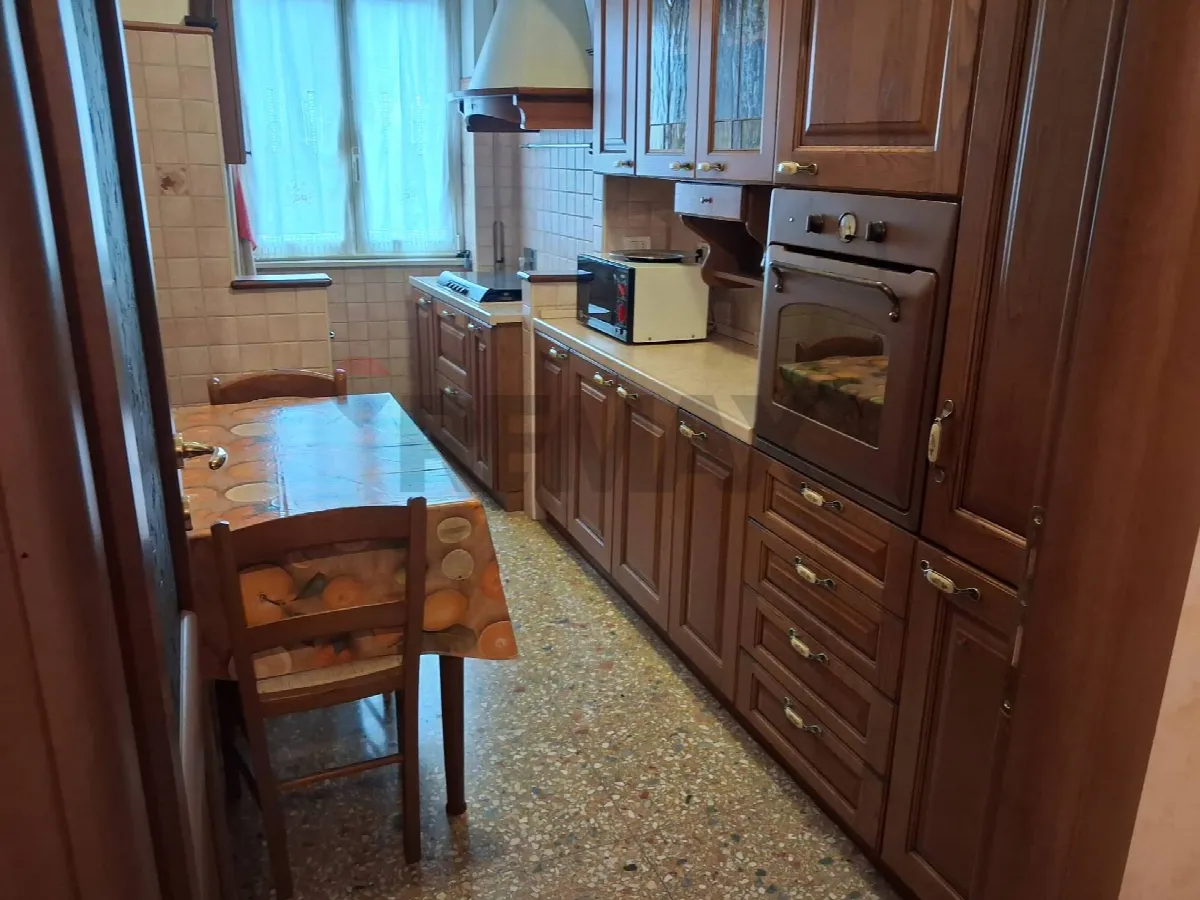 Appartamento in vendita a Roma, Lido Di Ostia, Ostia Antica, Castel Fusano - foto 2