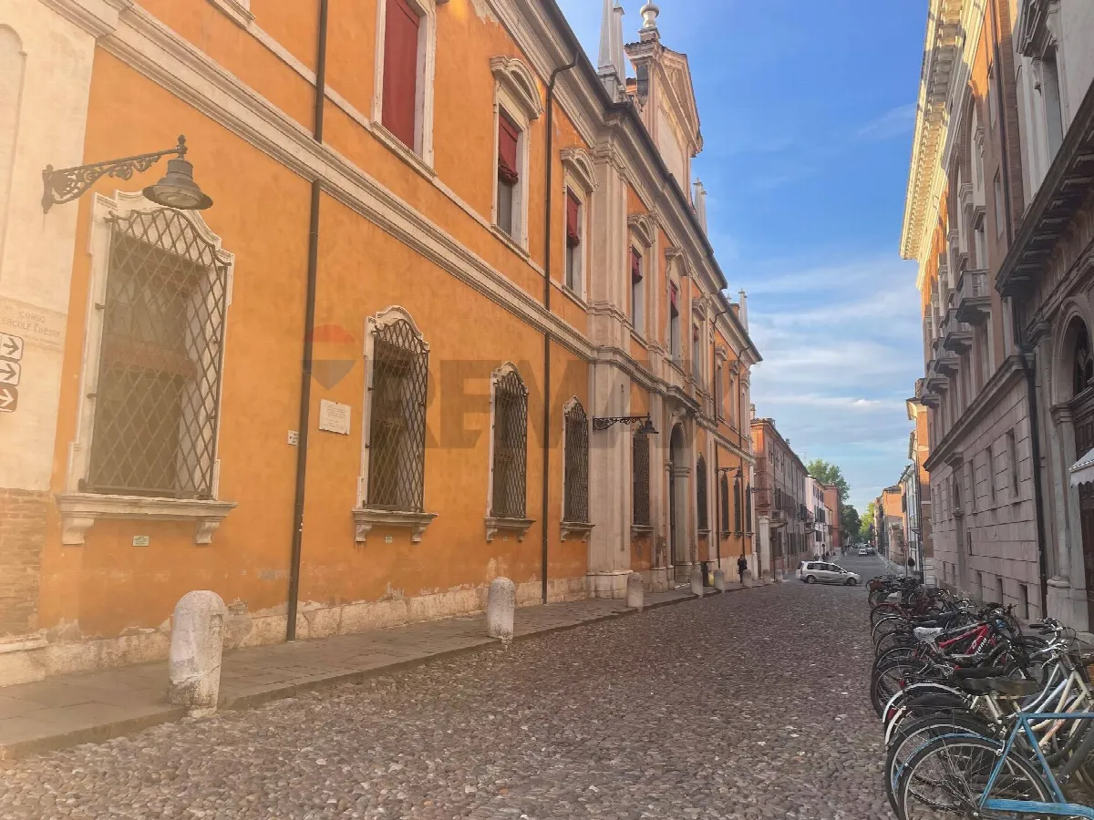 Appartamento in vendita a Ferrara, Centro - foto 3