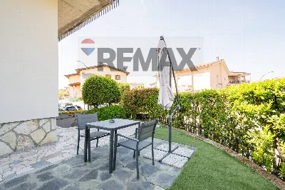 Appartamento in vendita a Desenzano del Ga... - foto 2
