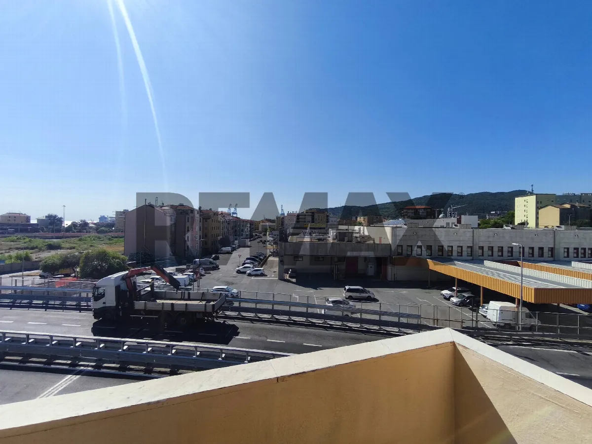 Appartamento in vendita a Vado Ligure - foto 3
