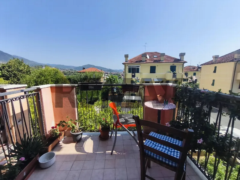 Appartamento in vendita a Borghetto Santo Spirito - foto 1