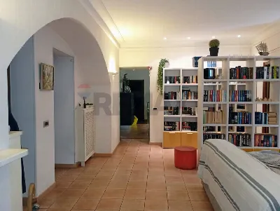 Appartamento in vendita a Napoli, San Carl... - foto 4