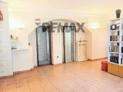 Appartamento in vendita a Napoli, San Carl... - foto 7