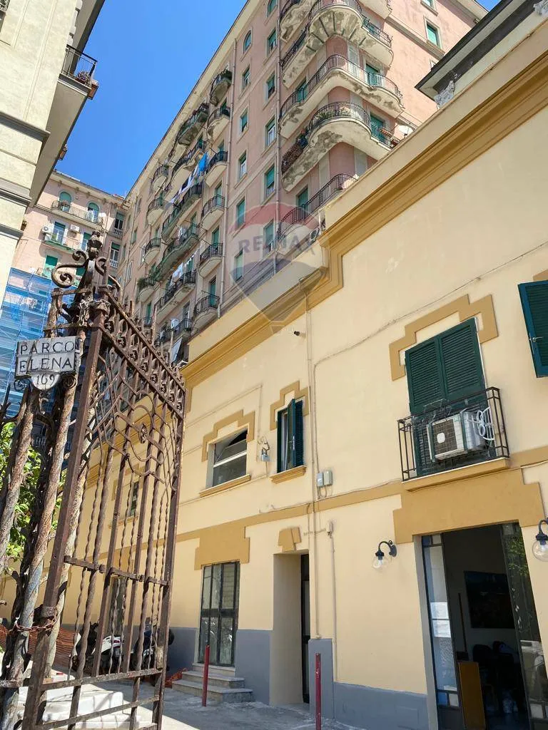 Appartamento in vendita a Napoli, Vomero, Arenella - foto 2
