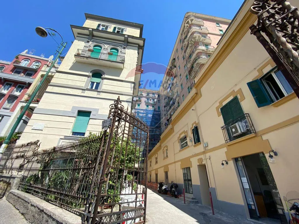 Appartamento in vendita a Napoli, Vomero, Arenella - foto 3