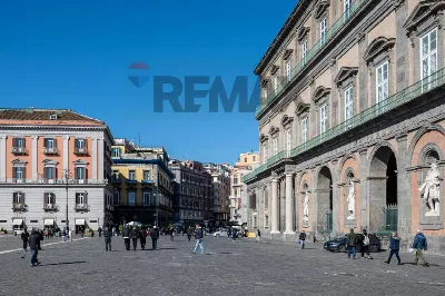 Appartamento in vendita a Napoli, Chiaia, ... - foto 3