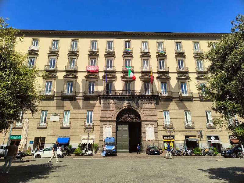 Appartamento in vendita a Napoli, Centro - foto 1