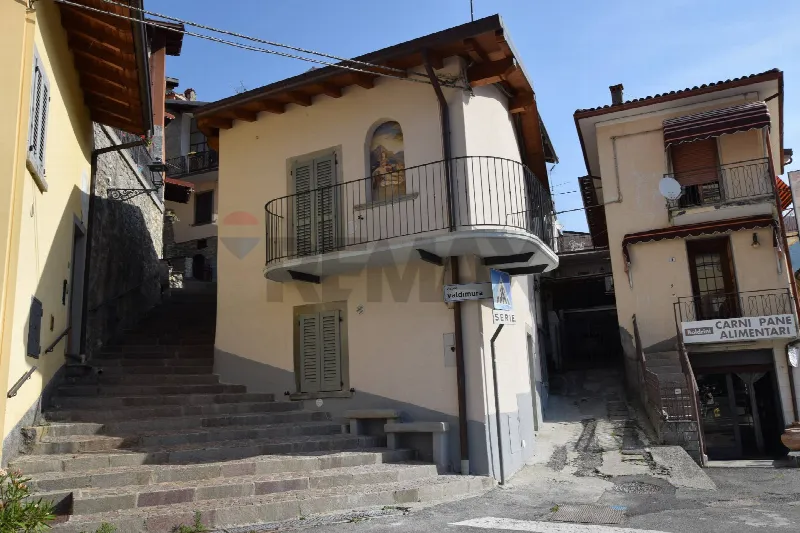 Appartamento in vendita ad Adrara San Rocco - foto 1