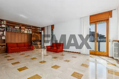 Appartamento in vendita a Bergamo, Longuel... - foto 2