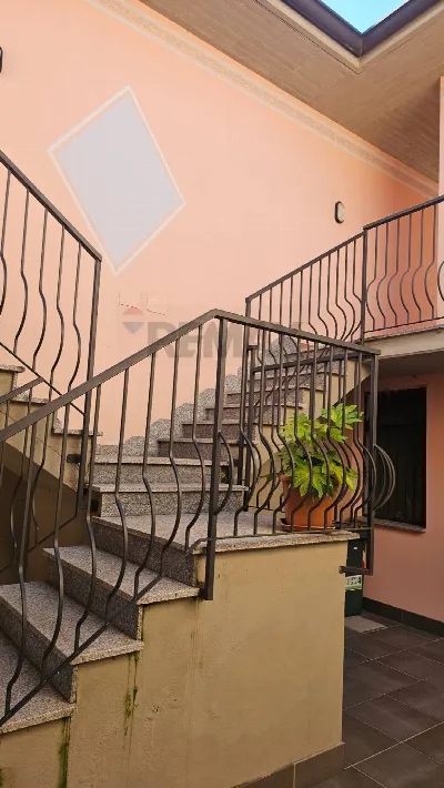 Appartamento in vendita a Sannazzaro de' B... - foto 2