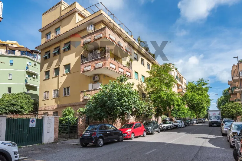 Appartamento in vendita a Roma, Lido Di Ostia, Ostia Antica, Castel Fusano - foto 1